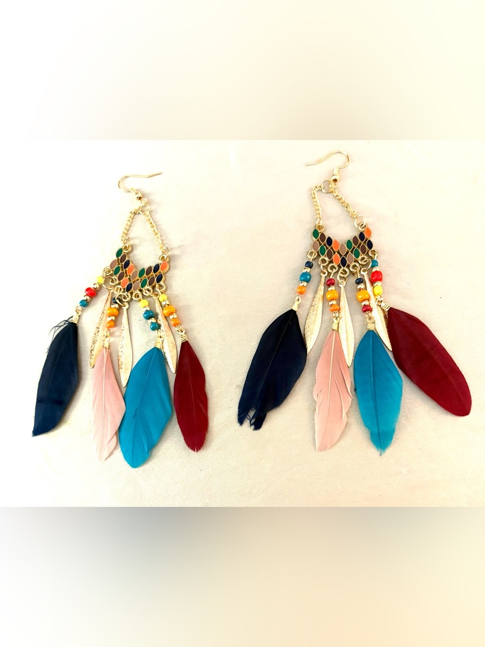 Bohemian Multicolor Feather Drop Earrings - Women Jewelry. NWT.